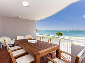Florentine 12 WI FI Aircon spectacular views Nelson Bay